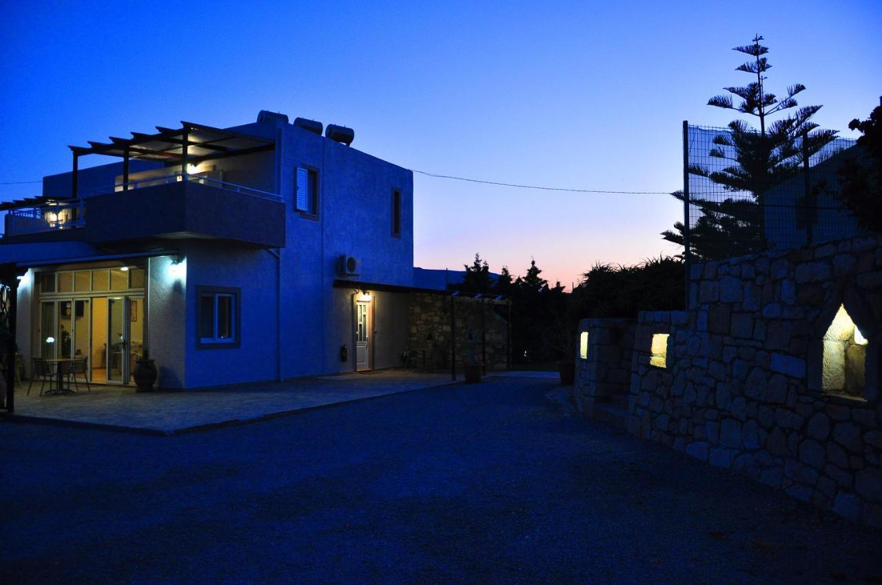 Lagos Studios & Apartments Palekastro Exterior foto